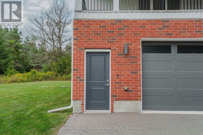 Building Photo - 211 Carter Rd