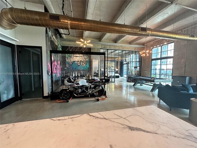 Building Photo - 1749 NE Miami Ct