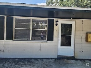 Building Photo - 135 North St