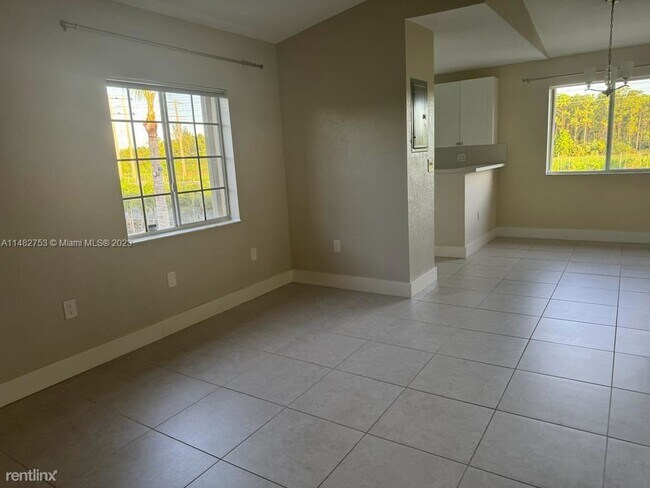 Building Photo - 3 br, 2 bath House - 15421 SW 133rd Pl Apt...
