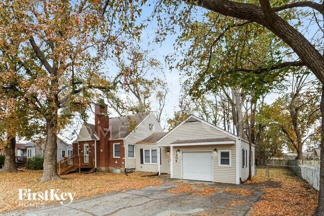 Foto del edificio - 1204 Highgrove Rd