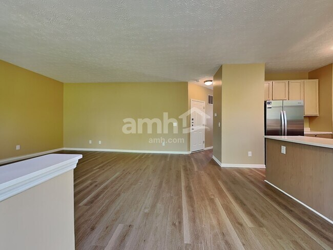 Foto del edificio - 684 Linden Creek