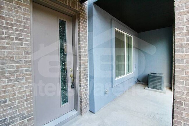 Foto del edificio - AVAILABLE 3/1/2026 - Nice 3BD/2.5BA Townhome in Greenwood Village