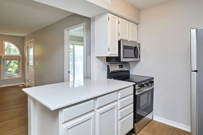 Foto del edificio - 5220 Boulder Dr