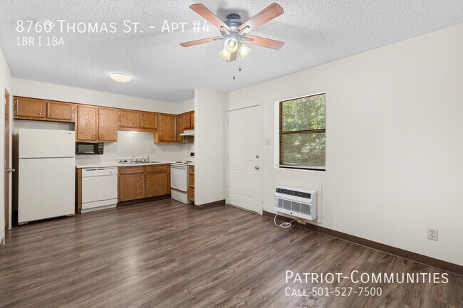 Foto del edificio - 8760 Thomas St