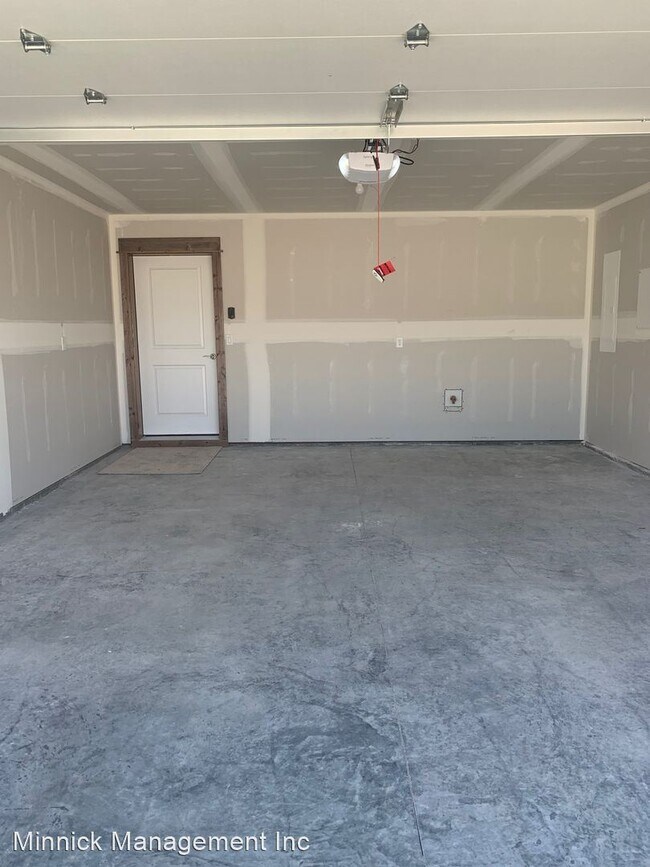 Building Photo - 1603 Westwood Cir