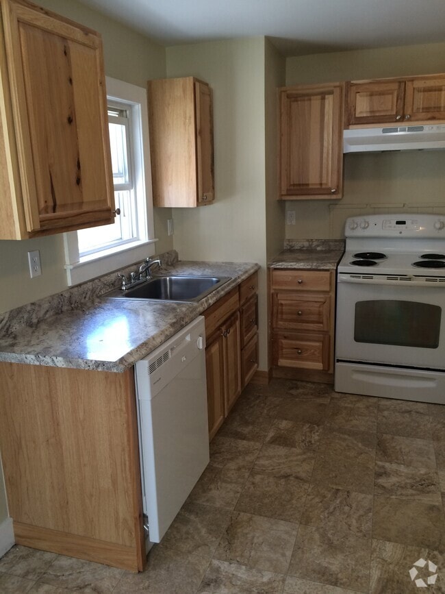 Apartments For Rent in Lisbon, ME 2 Rentals