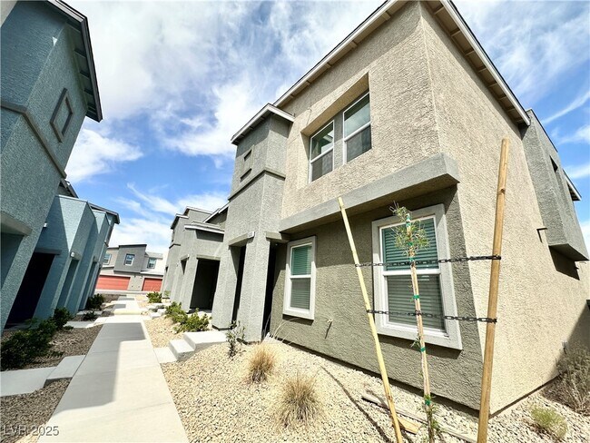 Building Photo - 5003 Chapin Mesa Ave
