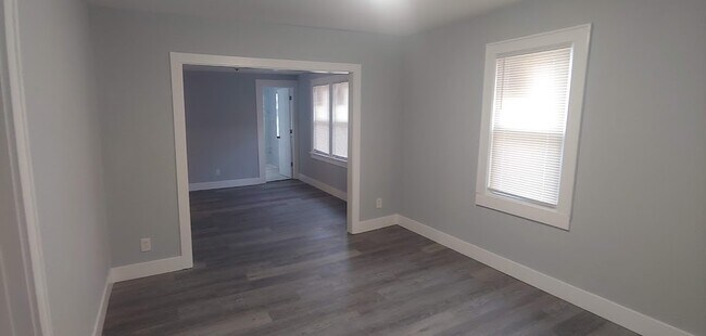 Foto del edificio - 5807 W Park Hill Ave