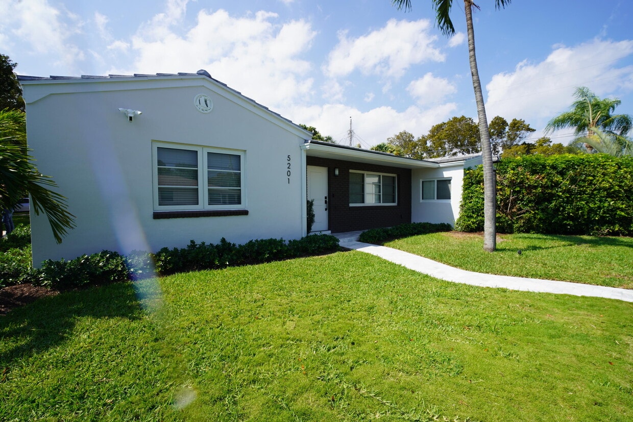 5201 Spruce Ave, West Palm Beach, FL 33407 House Rental in West Palm