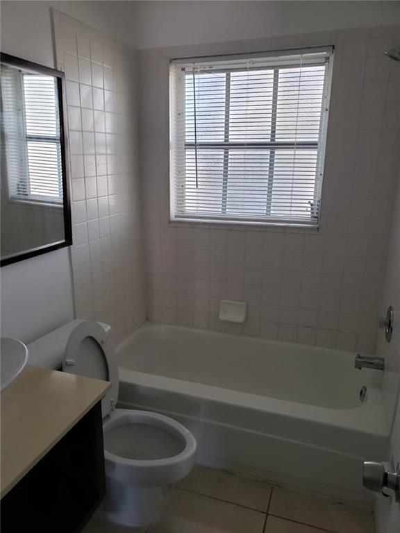 Foto del edificio - 4951 Wedgewood Way