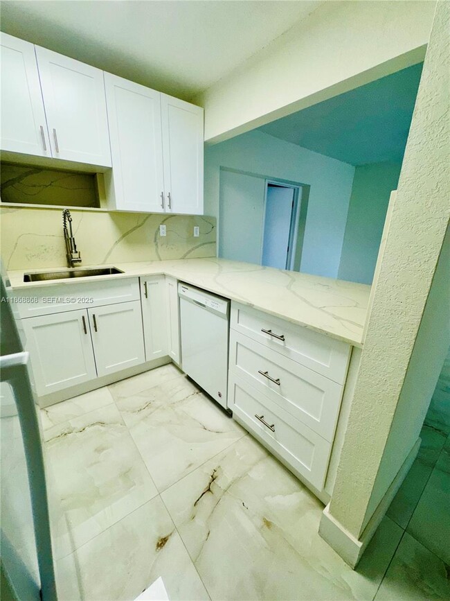 Building Photo - 8335 SW 10th Terrace