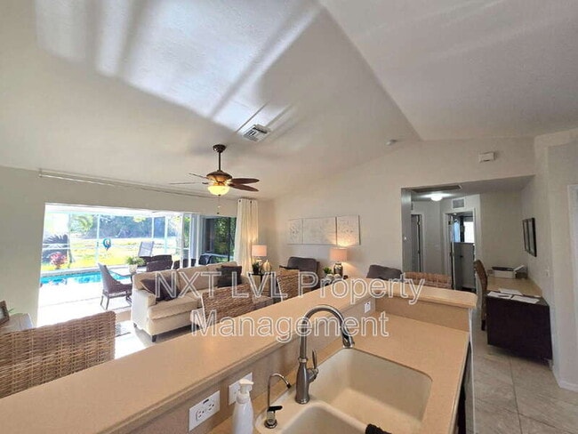 Foto del edificio - 1243 NW 22nd Ave