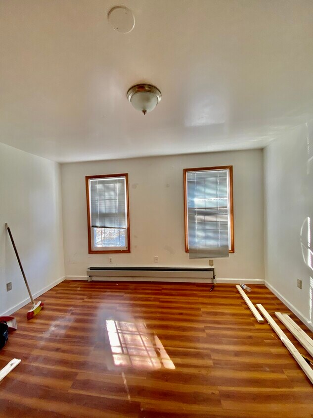 10231 46th Ave, Corona, NY 11368 Townhome Rentals in Corona NY