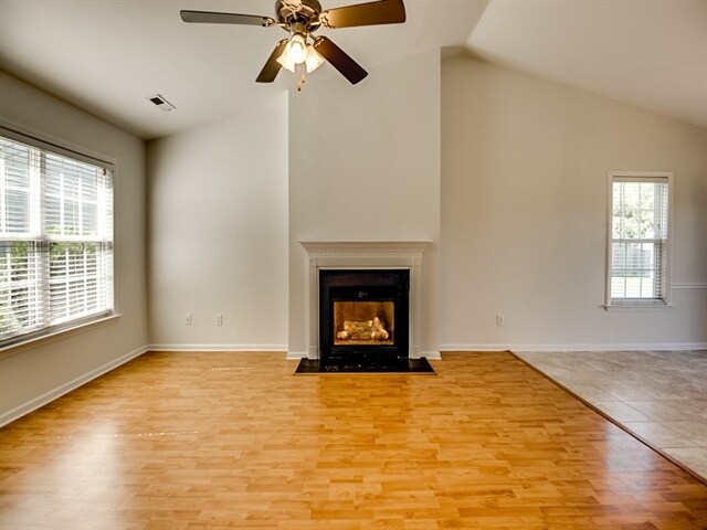 Building Photo - 5001 Teal Ct