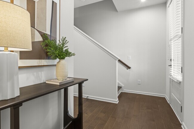 Foto del edificio - 718 Needletail Wy