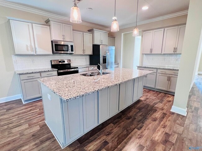 Foto del edificio - 114 Summer Pointe Ln NW