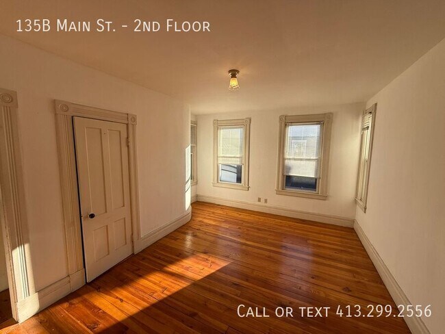 Foto del edificio - 135B Main St.-2nd Floor