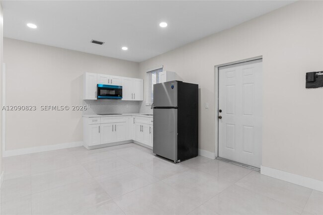 Foto del edificio - 559 NW 2nd St