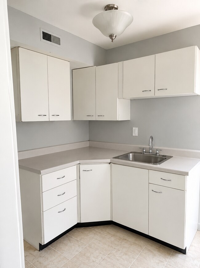Foto del edificio - 2701 Delaware St SE