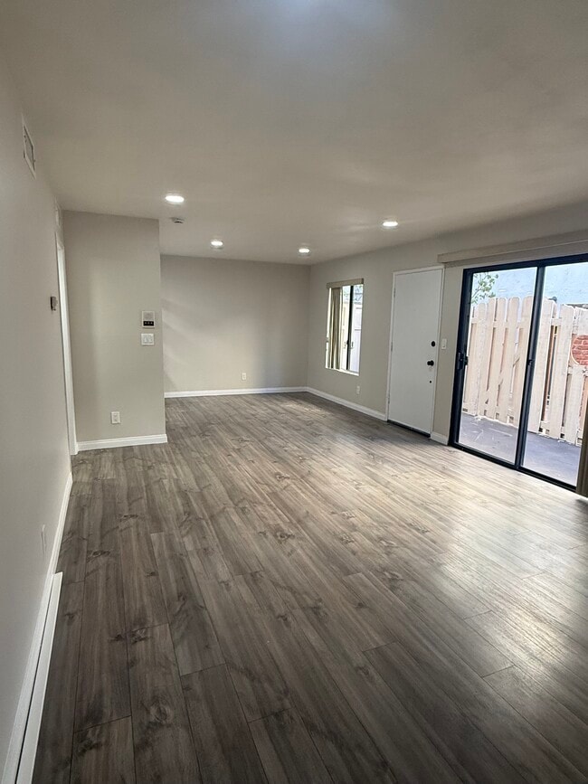 Building Photo - 10687 Wilkins Ave