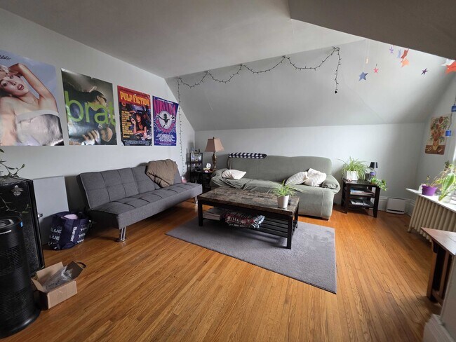 Photo du bâtiment - 104 Wellington St