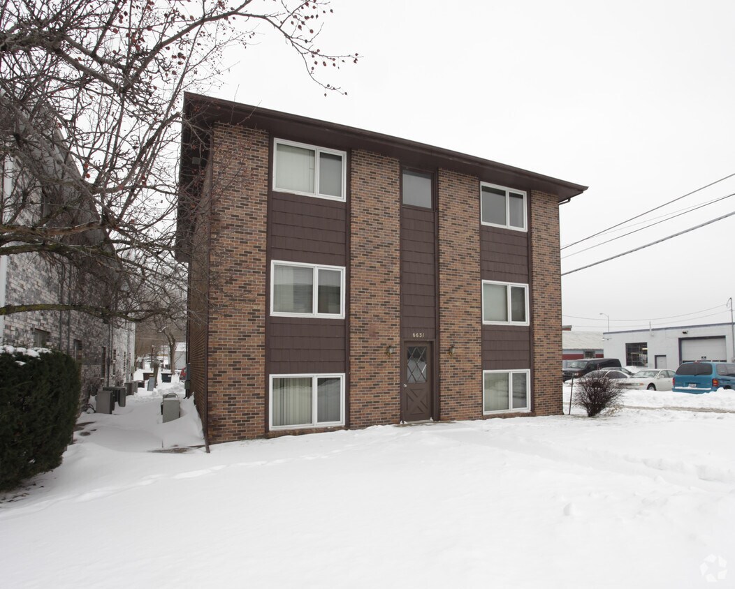 Foto del edificio - 6631 Holdrege St