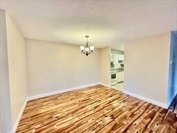 Foto del edificio - 4700 N Main St