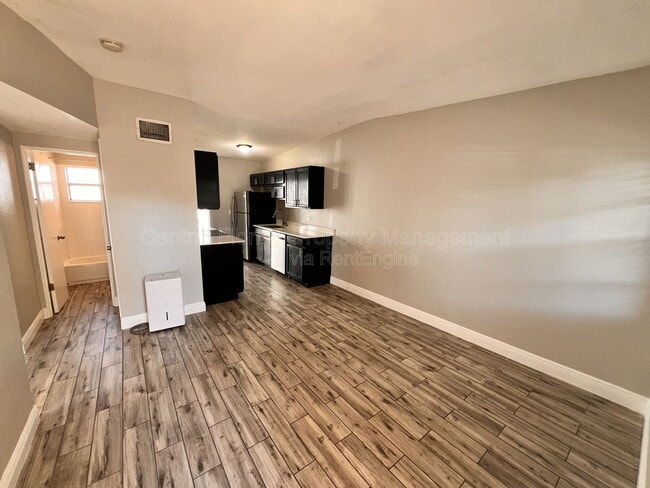 Photo - 1502 Michigan Ave Townhome