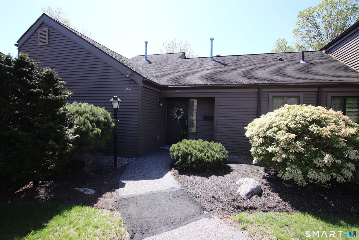 Foto principal - 53 Hollister Way N