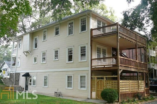 Building Photo - 71 17th St NE
