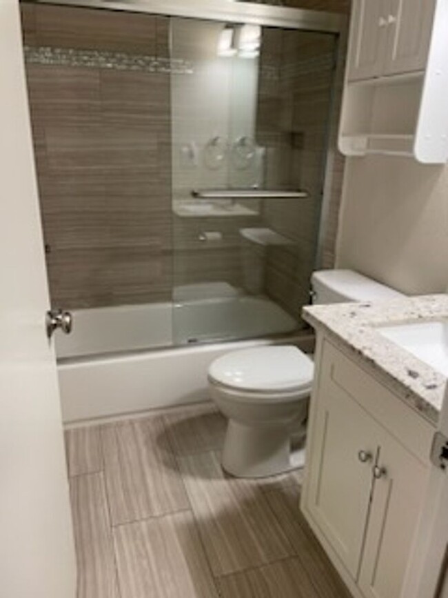 Foto del edificio - Beautiful remodeled 2 bedroom and 1 bath c...
