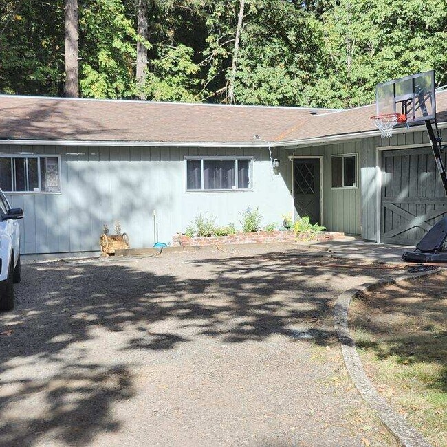 Foto del edificio - 35227 E Lacomb Rd