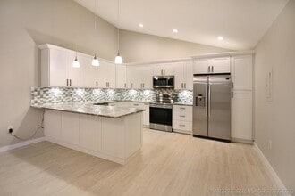 Building Photo - 9623 Boca Gardens Pkwy