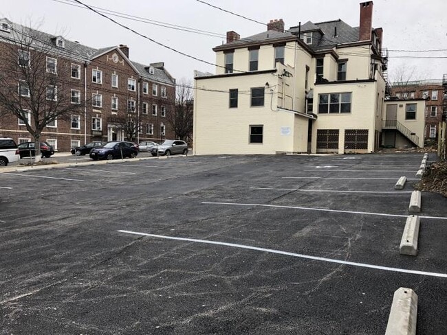 Building Photo - 2938 St Paul St