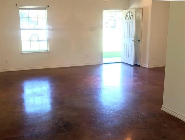 Foto del edificio - 90 County Rd 2269