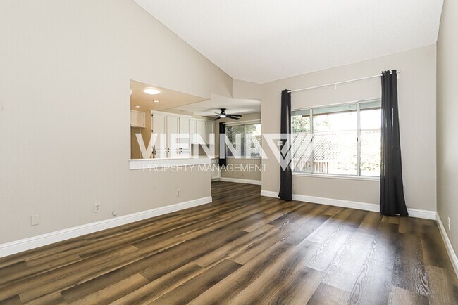 Foto del edificio - 5756 Terrace Dr