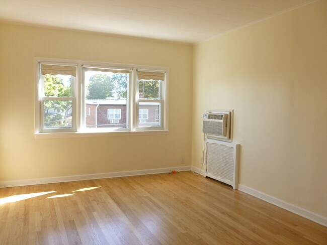 2nd View Living Room - 75 Union Ave