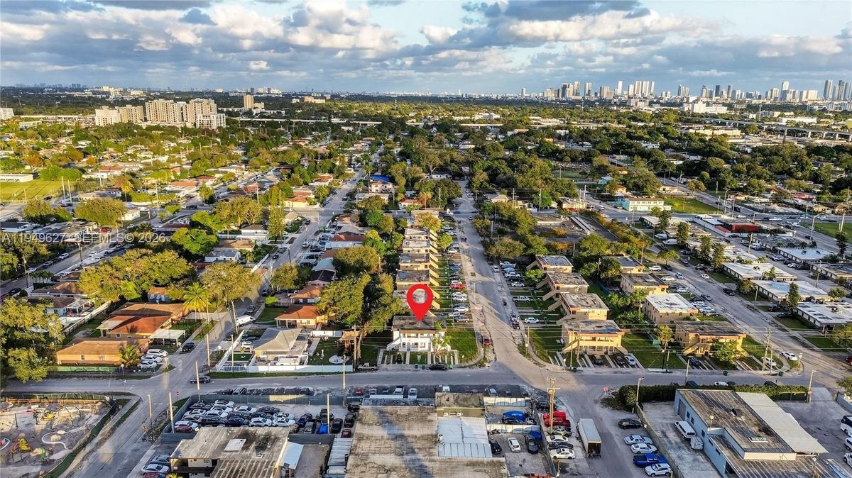 Building Photo - 4801 NW 33rd Ave