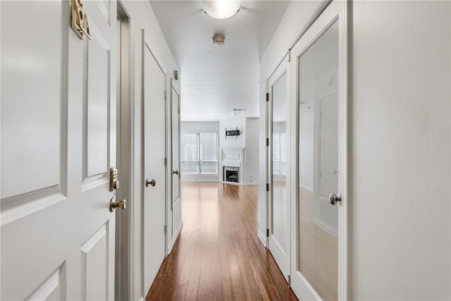 Foto del edificio - 244 13th St NE