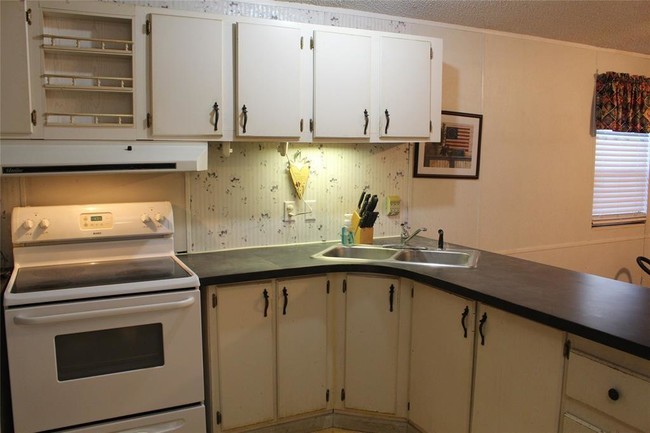 Building Photo - 12022 Moonglow Dr