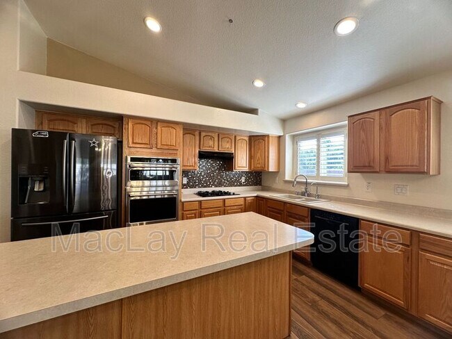 Building Photo - 460 S Dodge Dr