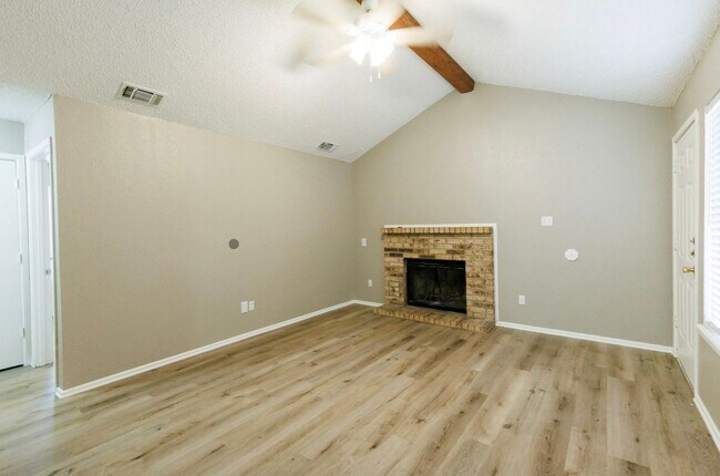 Building Photo - 6104 37th St