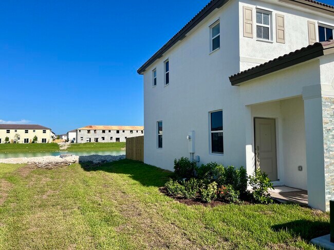 Foto del edificio - 2776 SE 26th Ave