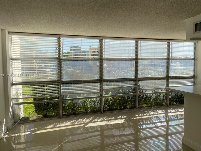 Building Photo - 851 Three Islands Boulevard