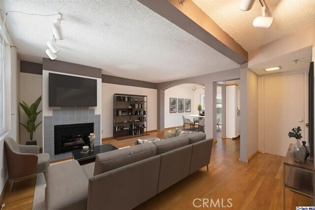 Foto del edificio - 520 N Louise St