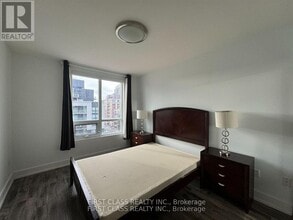 Building Photo - 650 Sheppard Ave E