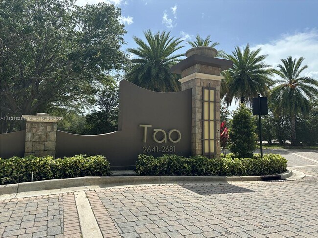 Foto del edificio - 2641 N Flamingo Rd