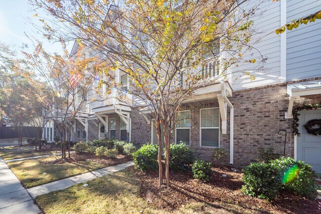 Foto del edificio - 4 Bedroom, 3.5 Bathroom Townhome in The Marshes at Cooper River - Charleston