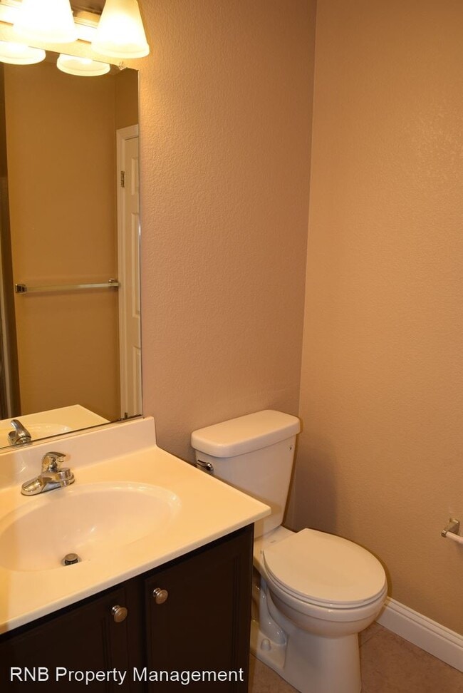 Building Photo - 5 br, 3 bath House - 1930 Crystal Court